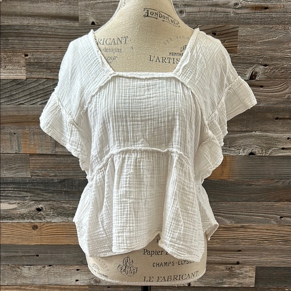 Anthropologie Tops - Anthropologie White Peplum Top Size Small